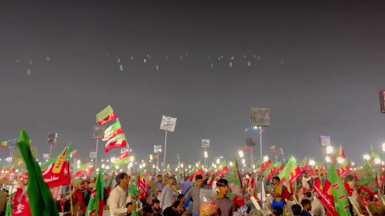 Hundreds of thousands show up in support of Imran Khan, Pakistan's former PM.