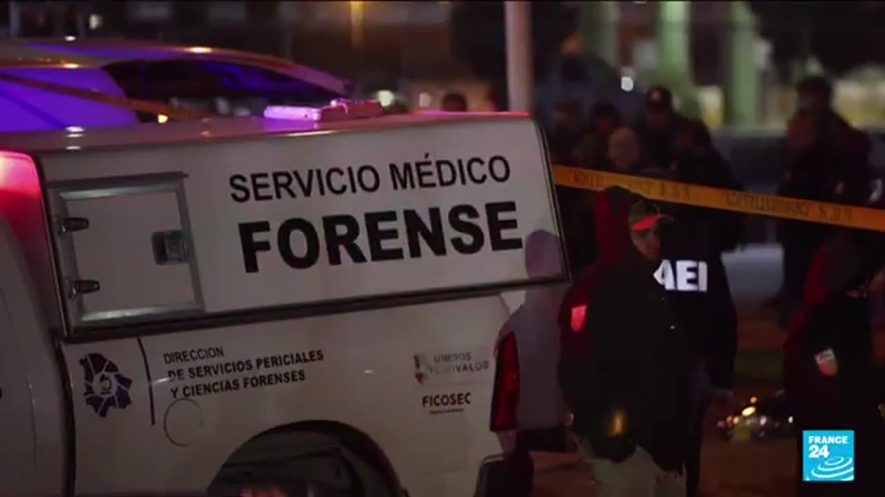 Dozens killed in fire at migrant centre in Mexico • FRANCE 24 English