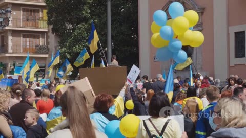 Russia's Polling Station Protests: A Silent Rebellion