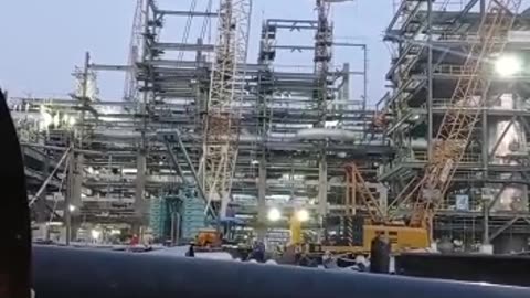 Working construction site review