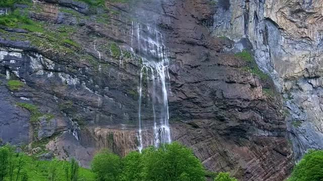 Precious😍 📍Lauterbrunnen Valley Waterfalls🇨🇭