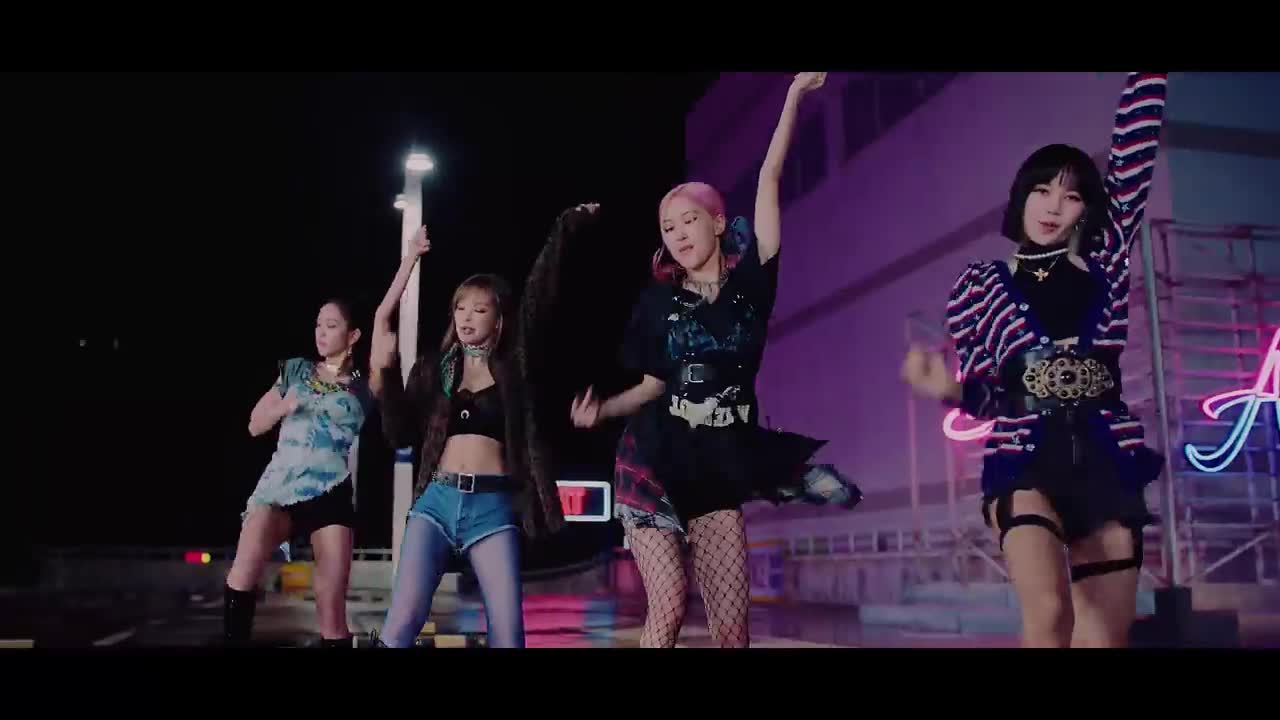 BLACKPINK - 'Lovesick Girls' M-V