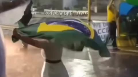 Brasil, o Teu Clamor não Será em Vão...