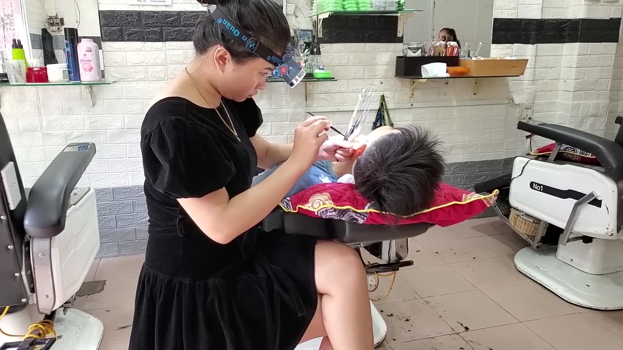 I appreciate the skills of the girls here, both beautiful and talented