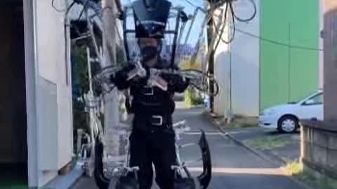 Huge Homemade Exoskeleton