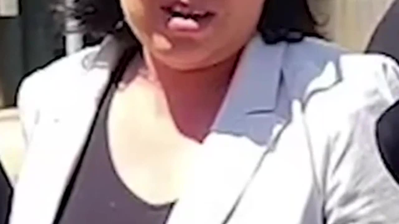 Wild Plane Incident Intoxicated Passenger Refuses to Leave