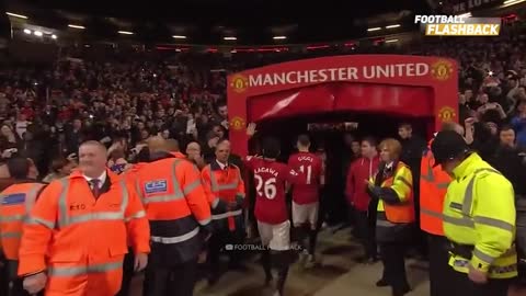 Robin van persie at man utd vs aston villa