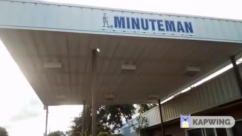 ABANDONED CONVENIENCE STORE IN NE TEXAS