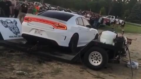 194 Dodge Charger SRT Hellcat Burnout