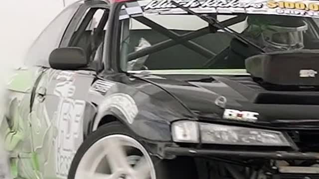 Automobile drift slow-motion display