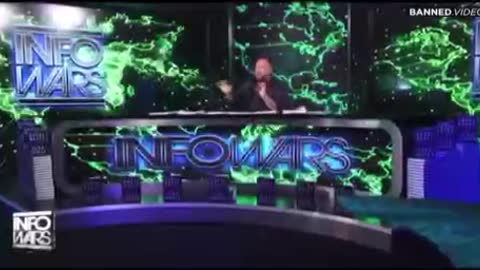 Trump Refuses to Denounce Vaccines on Alex Jones' Show