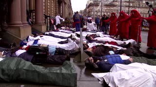 XR protesters hold 'die-in' at COP26