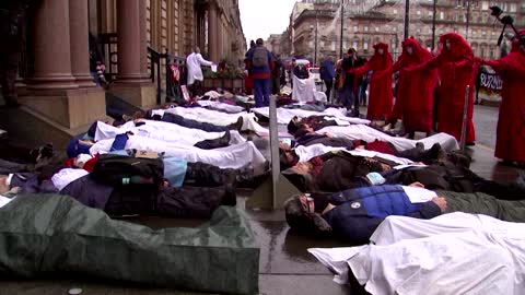 XR protesters hold 'die-in' at COP26