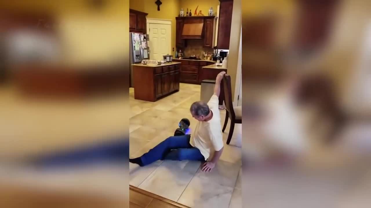 RANDOM FUNNY MOMENTS