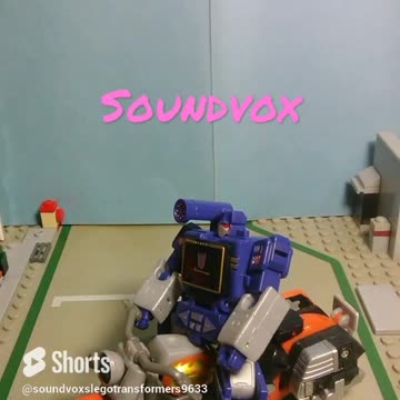 Finally showing myself on my ride. Soundvox rides motorcycle listening to Kate Bush short