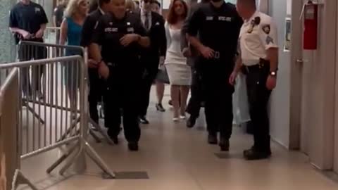 The leader receives the plane ceremony