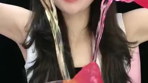 ASMR MUKBANG ICE EATING SOUNDS FROM THE FROZEN WATER