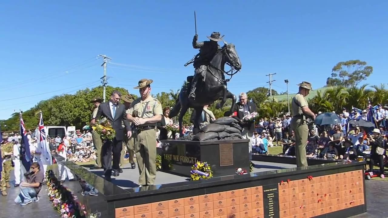 Anzac Centenary Service Hervey Bay Queensland Australia 2015