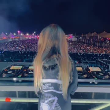 Nora En Pure in MEXICO