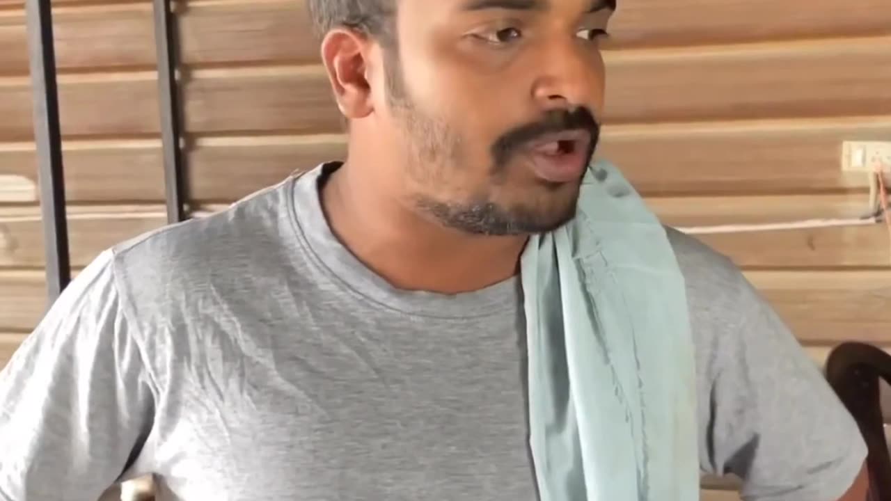 INDIAN RESTAURANT WAITER VIDEO