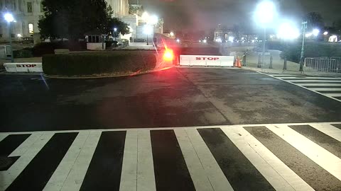 0687USCG00K25SouthBarricadePlaza_2021-01-06_01h00min00s930ms.mp4