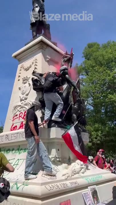Rochambeau Statue in Lafayette Park near the White House.