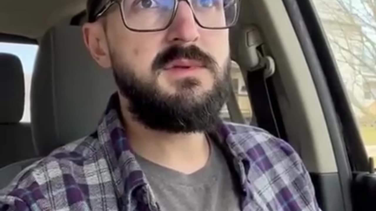 This guy lives in East Palestine and doesn’t plan on coming back. Here’s his story,