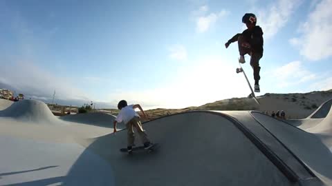 SUNNY SATURDAY IN THE SKATEPARK