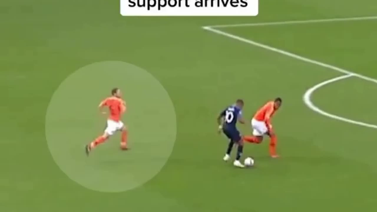 How to defend a fast player in football