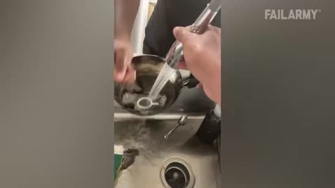 People Being Idiots - Try Not To Laugh