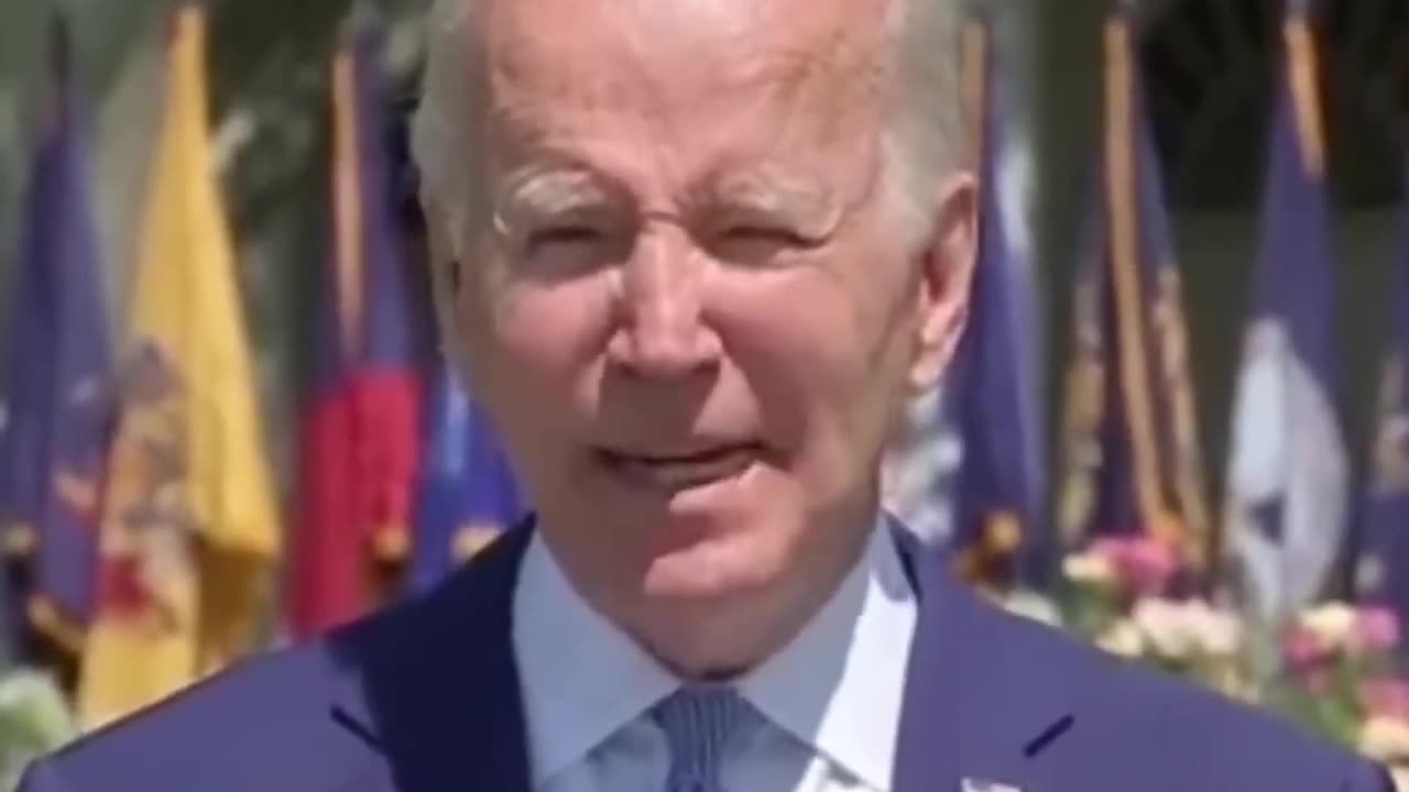 They Just Started Chanting At This Jackass!!πΊπΈπ