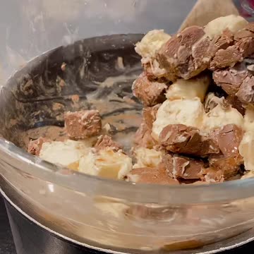 It’s christmas eve and you’re making a snack!🤍🎄xmas