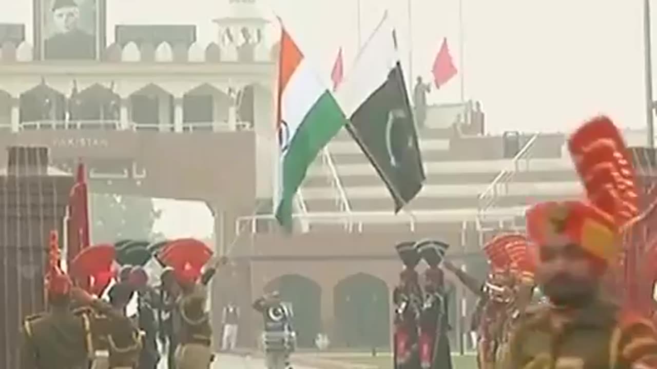 Change of guard on India-Pakistan border.