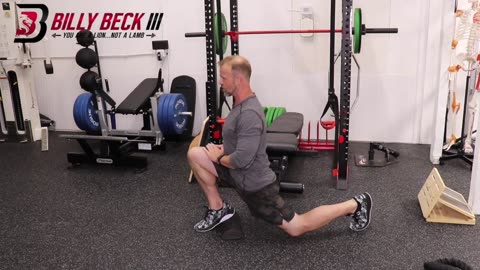 Heel Elevated Lunge