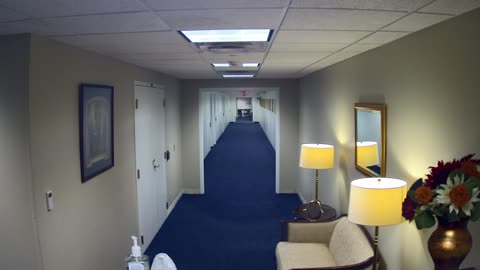 0963USCH04S405Hallway_2021-01-05_16h18min54s493ms.mp4