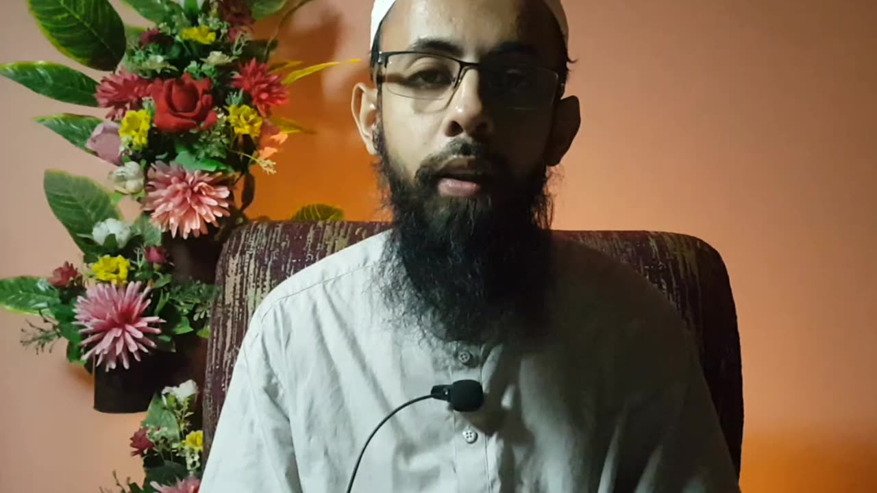 Istigna Insaan Ko Mehboob Bana Deta Hai
