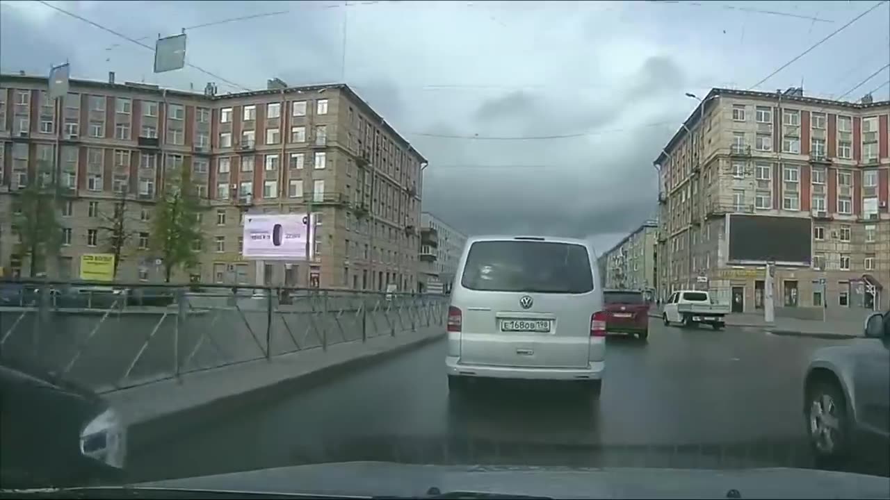 IDIOT BMW DRIVERS COMPILATION