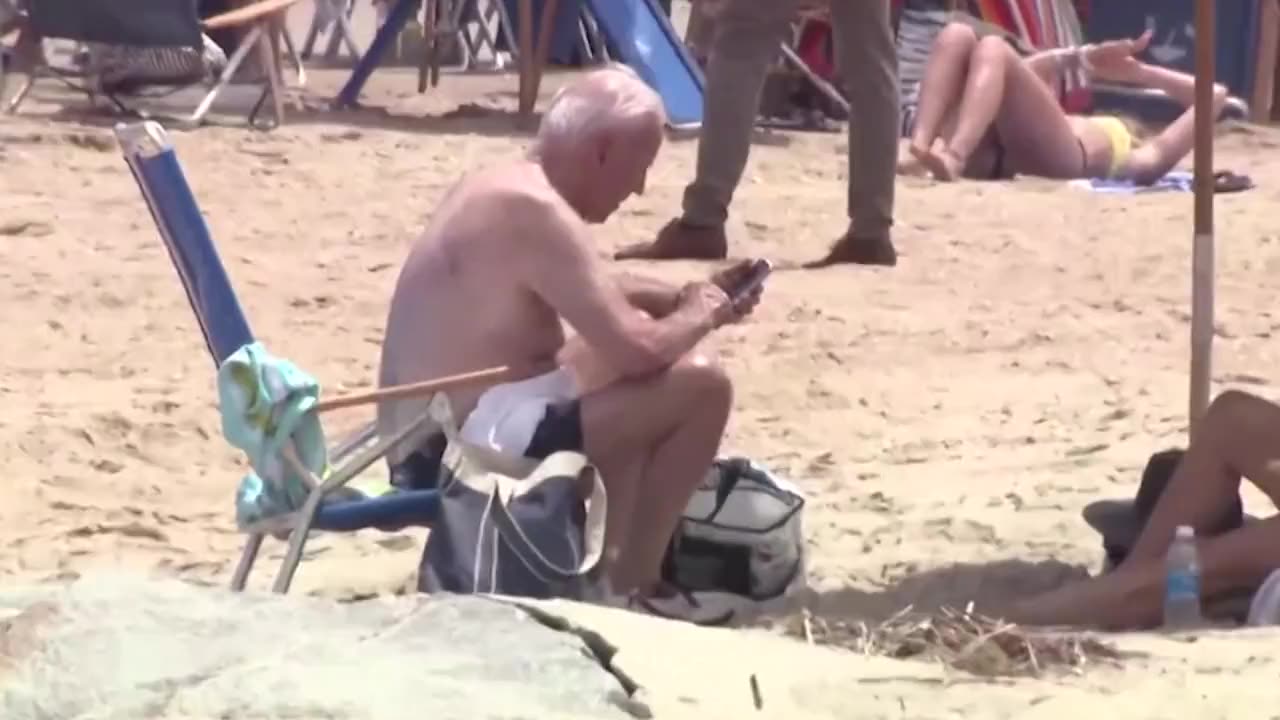 SENILE Joe Biden's Strolls on Delaware's Sandy Beach