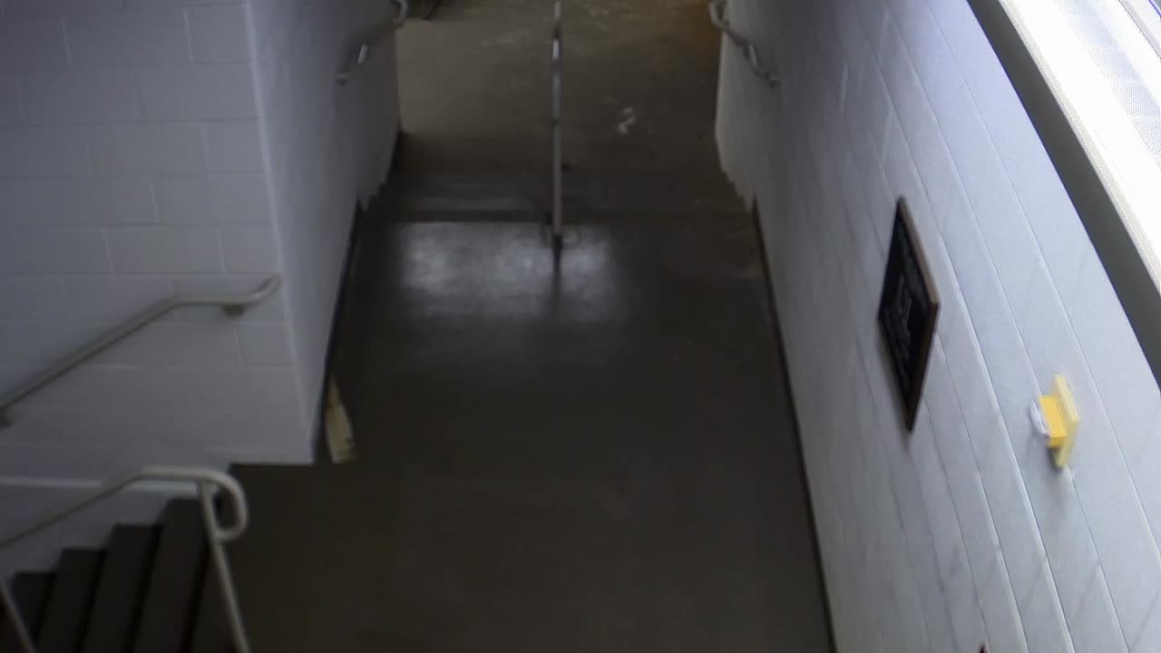 7187CVCULStair45North_2021-01-06_15h40min01s390ms.mp4