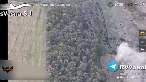 ☁️😮 POOF! GONE! Video shows Ukrainian tank blowing into smithereens