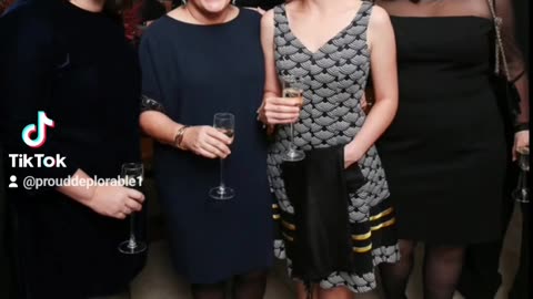 SCHUMER DAUGHTERS WORK FOR BIG TECH