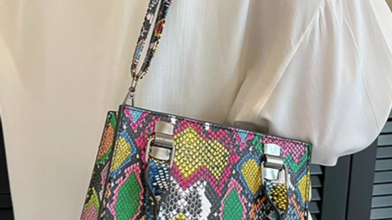 Snakeskin Print PU Leather Handbag