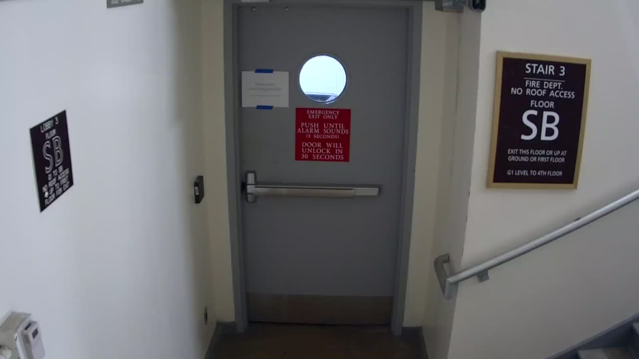 6164RHOBSBRSBST3StairwaySide_2021-01-06_02h20min01s307ms.mp4