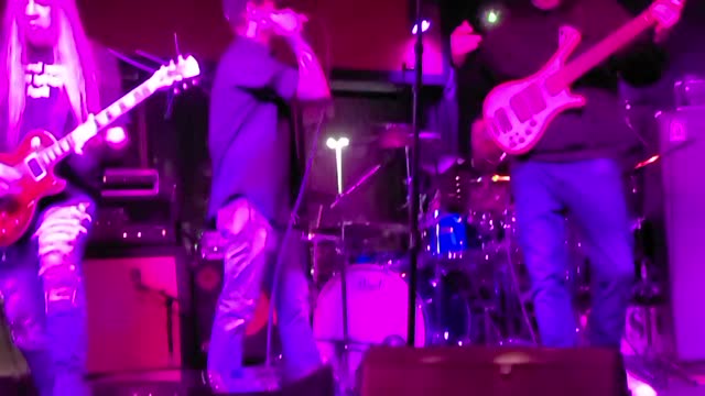 Year Of The Gun "Beautiful"