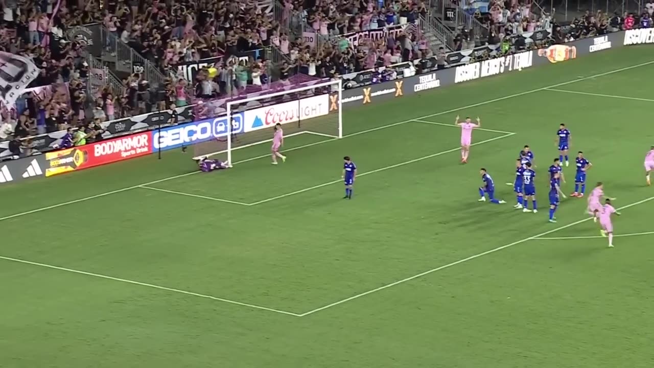 Messi Crazy Freekick Goal - Inter Miami vs Cruz Azul | 2023