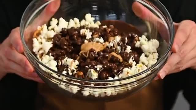 Chocolate Popcorn Bark