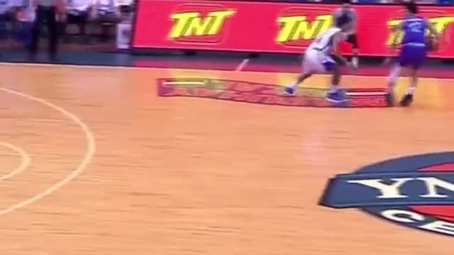 RK Ilagan SINALBA ang CONVERGE kontra MAGNOLIA sakanyang CLUTCH 3 POINTS _ Calvin Abueva Killer Eye!