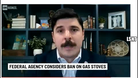 CNN SLIPS UP & USA WANT BAN ON GAS LINE CONSTRUCTIONS!