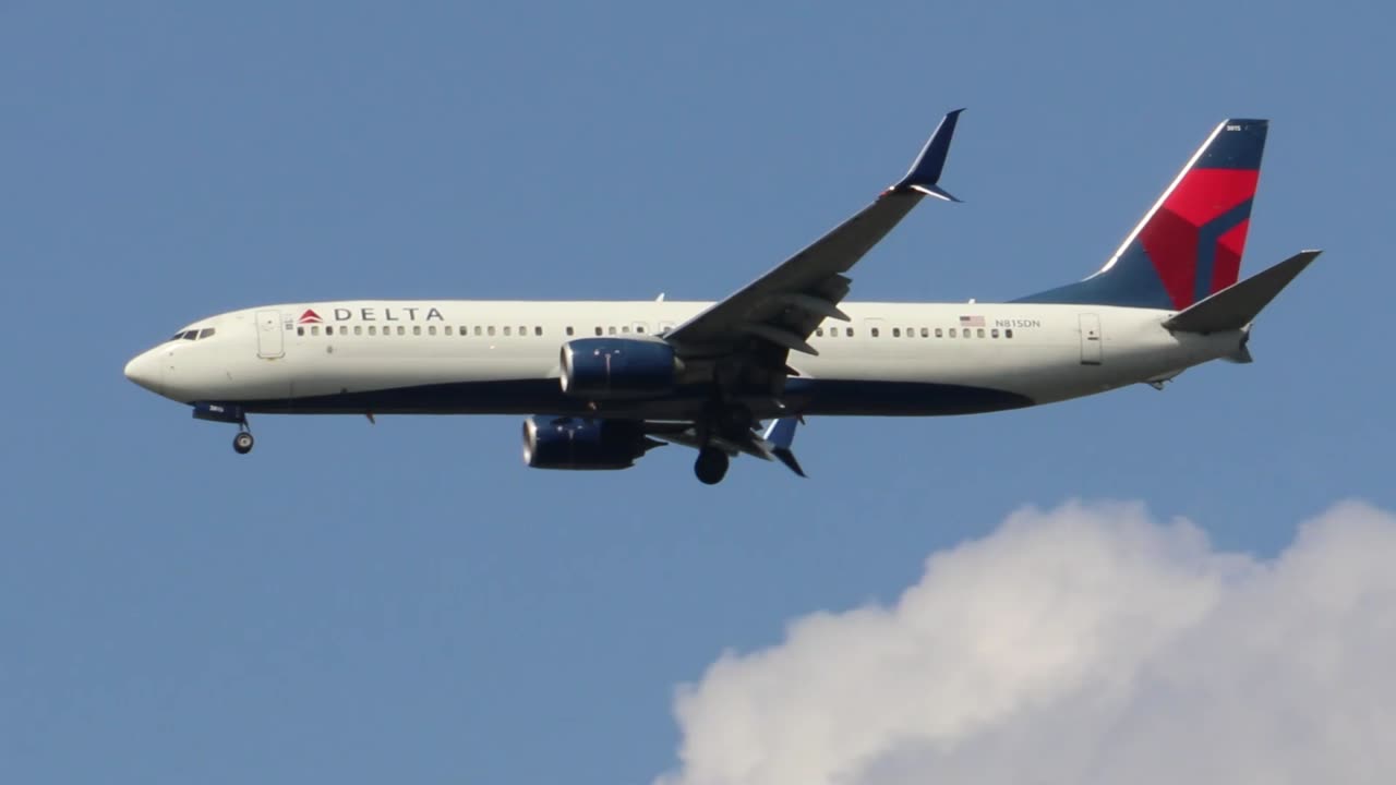 Delta Boeing 737-900 arriving at St Louis Lambert Intl - STL