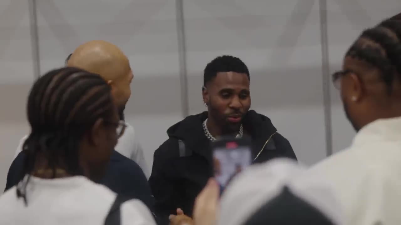 Andrew Tate Goes In Public (Reactions)